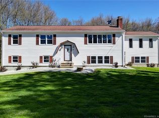 45 Nicholdale Rd, Shelton, CT 06484