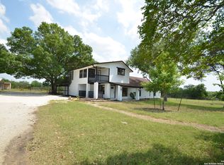 3160 Weil Rd, Marion, TX 78124