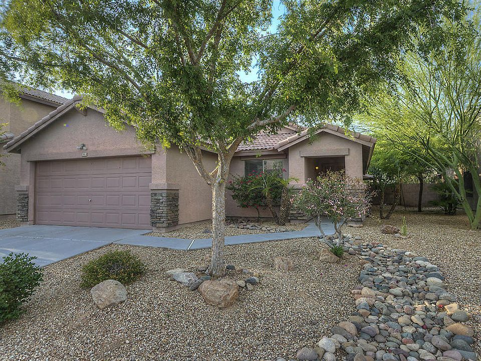 1st image of 15822 W Papago St
