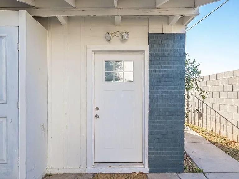 front door (2)_08042022