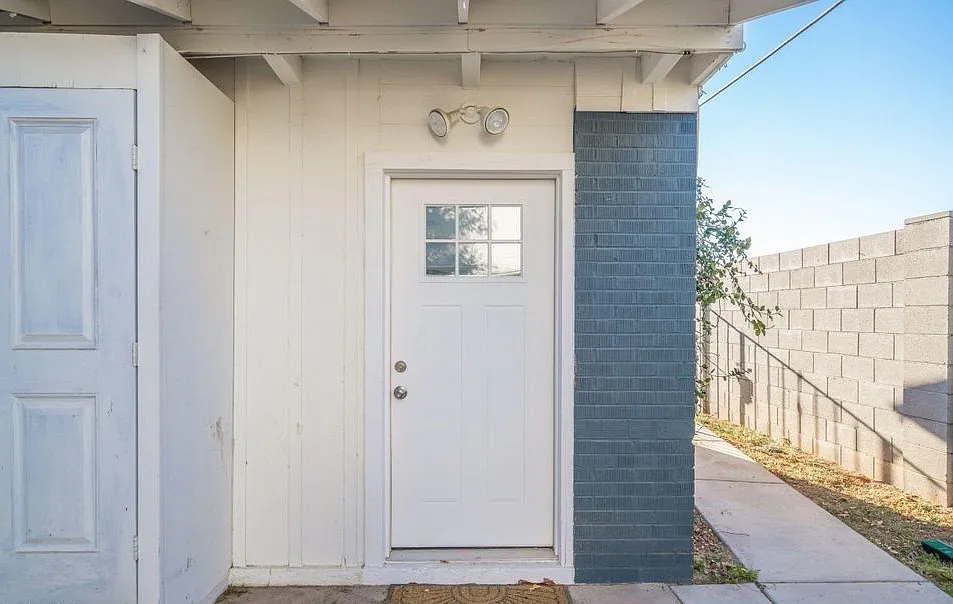 front door (2)_08042022