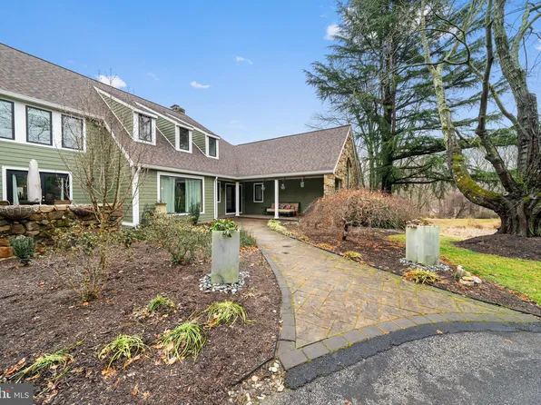 706 Haldane Dr, Kennett Square, PA 19348