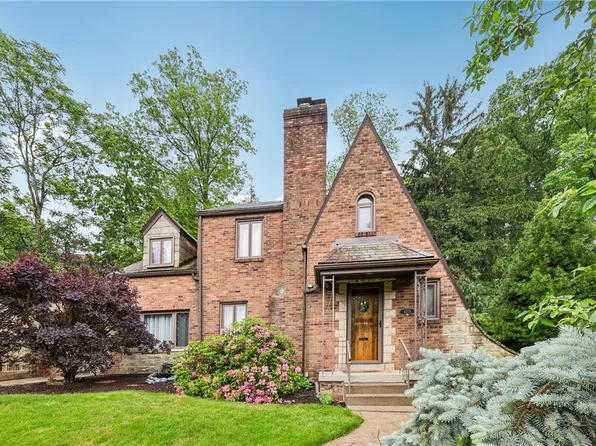 4219 Colonial Park Dr, Pittsburgh, PA 15227