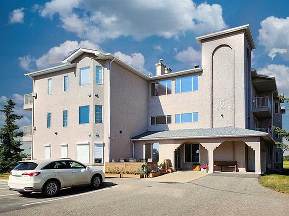 2nd image of 6 E Skyline Cres #102