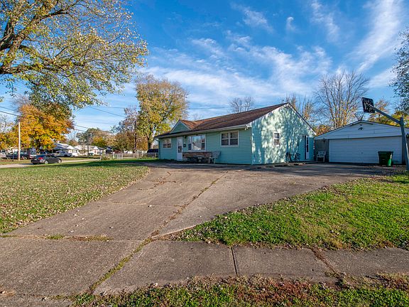 2nd image of 7208 Dunkirk Ln