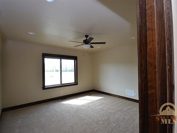 4th image of 3305 S 26th Ave