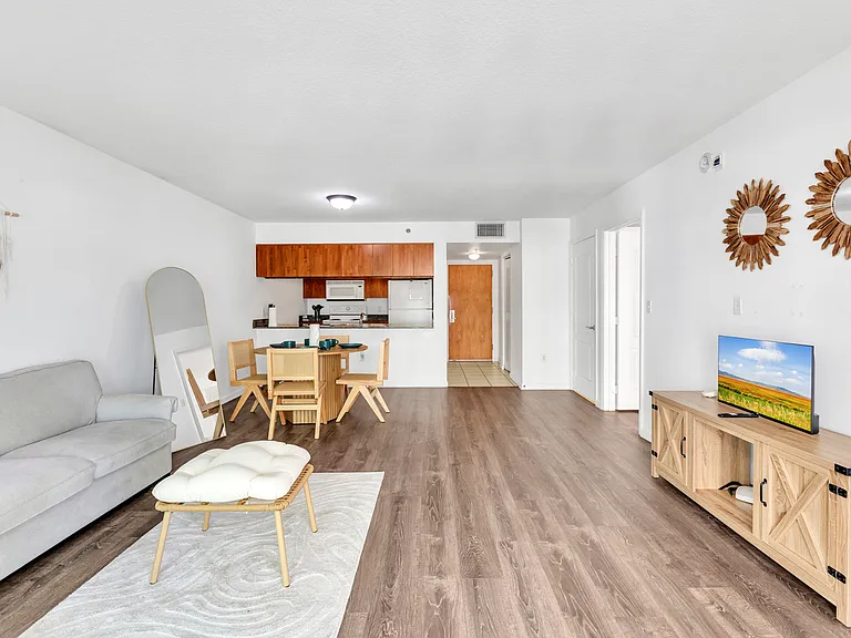 1200 Brickell Bay Dr #2512 — Photo 5