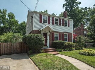 5919 10th Rd N, Arlington, VA 22205