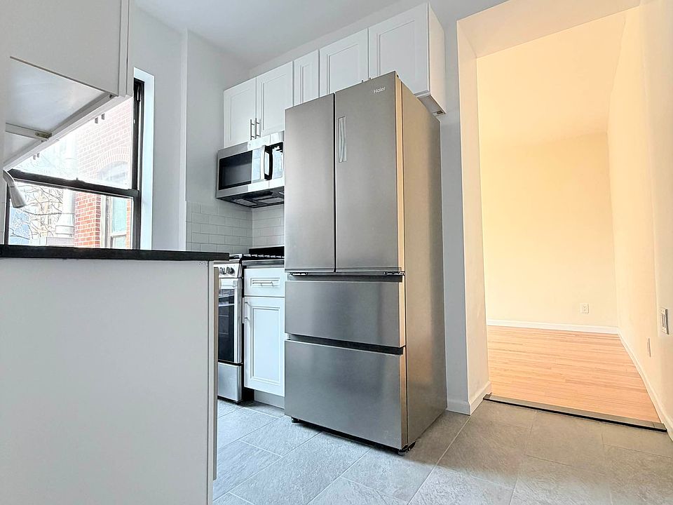 1st image of 209 W 13th St APT 30