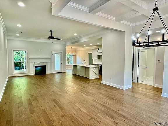 3rd image of 11877 Meadowview Dr