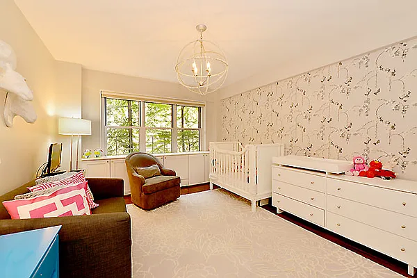 Sold by Marilyn Weigner Associates | media 6