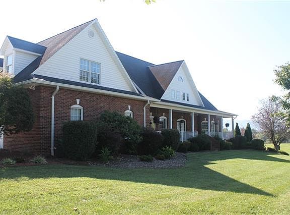 3rd image of 4090 Plantation Dr