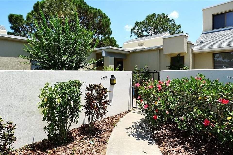 1st image of 2557 Glebe Farm Close #I-4