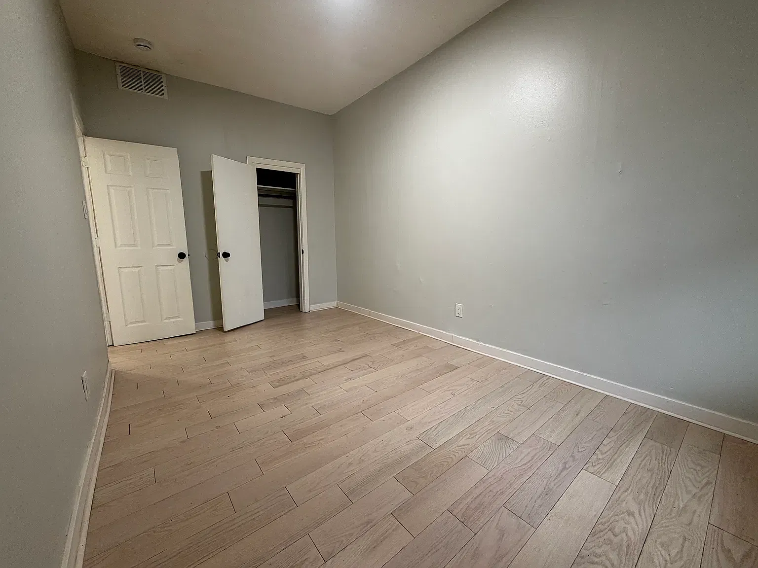 4 bed, 1273 sqft, $1,850 — Photo 3