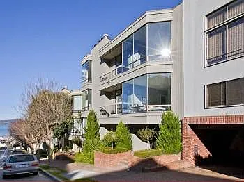 2352 Hyde St photo 1