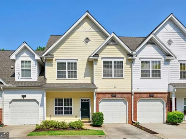 939 Pike Forest Dr, Lawrenceville, GA 30045