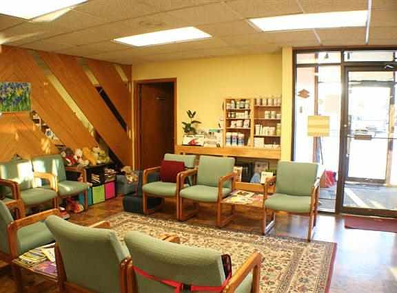 3rd image of 728 Gaffney Rd