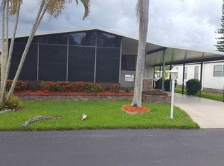 124 Queen Palm Dr, Naples, FL 34114