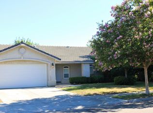 15781 W Monterey Ln, Kerman, CA