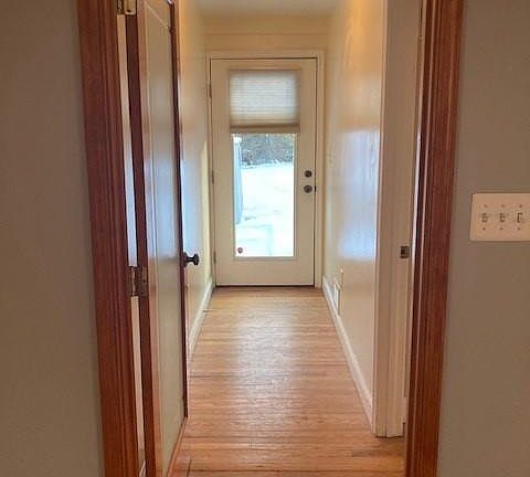 Entrance to Main Suite and backyard