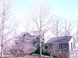 15 Greisers Rd, Monroe, CT 06469