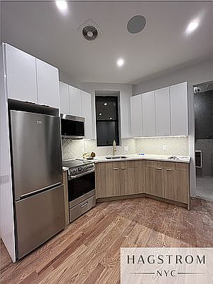 1st image of 327 E 93rd St #1C