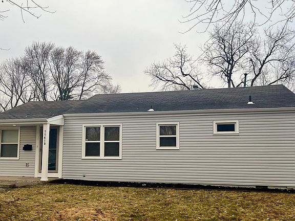 2nd image of 11410 W 70th St