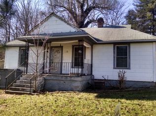 313 Pine St, Fieldale, VA 24089