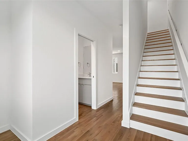 4713 Bryan St #504 — Photo 18
