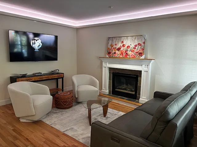 2 bed, 1296 sqft, $5,500 — Photo 4