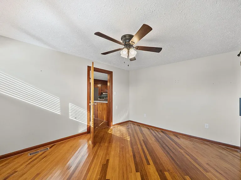 4540 Canton Pike — Photo 16