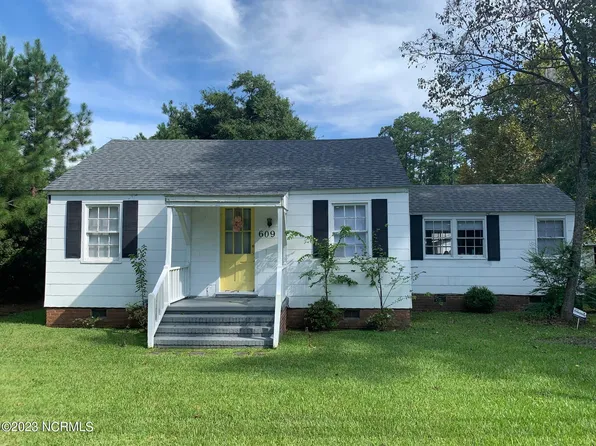 609 Jacksonville Highway, Burgaw, NC 28425