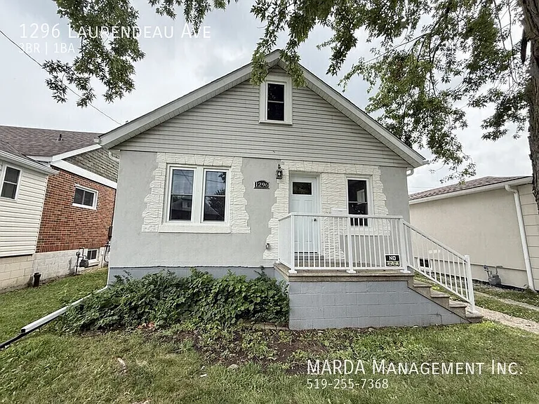 1296 Laurendeau Ave — Photo 52