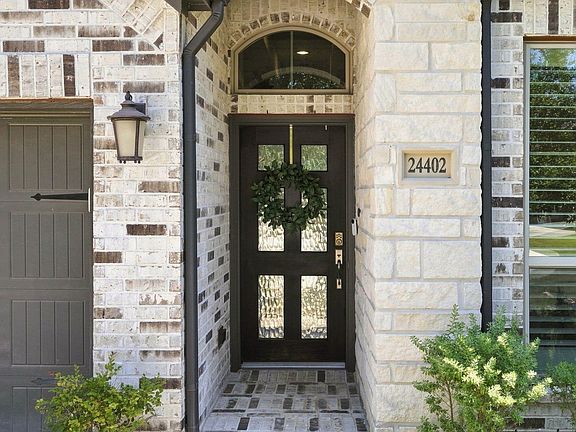 4th image of 24402 Morningside Terrace Ct