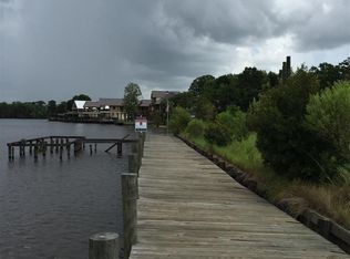 32625 Cypress Dr, Springfield, LA 70462