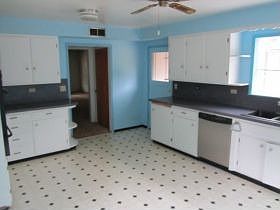 4th image of 20262 River Valley Dr