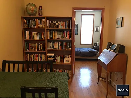 Rented by Bond New York | media 20