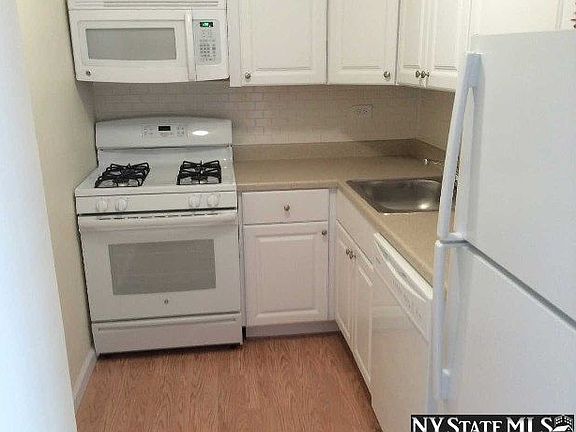 2nd image of 175-20 Wexford Ter Unit 15-J