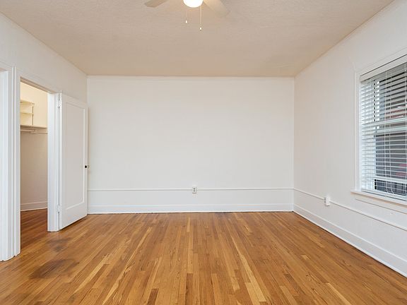 3rd image of 5318 NE Wistaria Dr APT 9