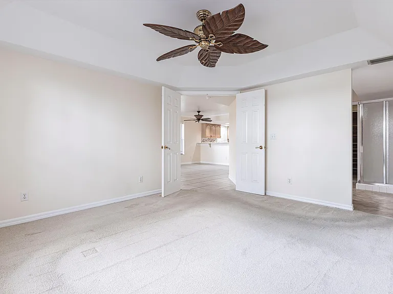 6750 Lone Oak Blvd #H — Photo 20