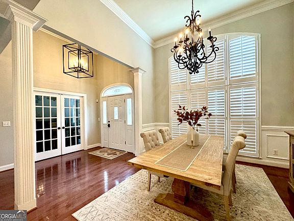 5th image of 114 Springbrook Dr