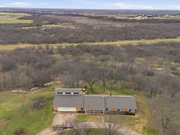 3rd image of 8295 Singleton Rd