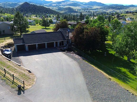 3rd image of 5 Crazy Mountain Rd