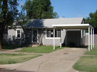 18 S Roosevelt Ave, Liberal, KS 67901