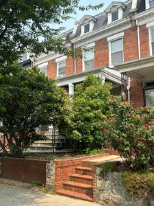 10 Girard St NE, Washington, DC, 20002