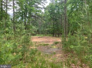 7 Red Onion Rd, Shamong, NJ 08088