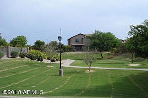 4th image of 2338 E Ebony Dr