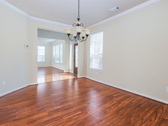 5th image of 26114 Sandersgate Ln