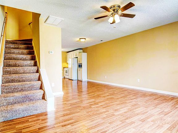3rd image of 86 -B Shoreline Drive