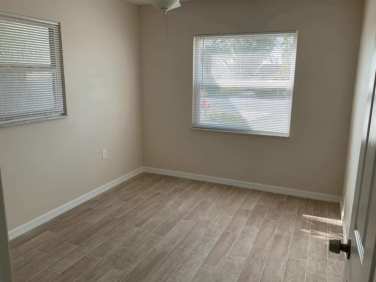 3 bed, 1444 sqft, $2,000 — Photo 4